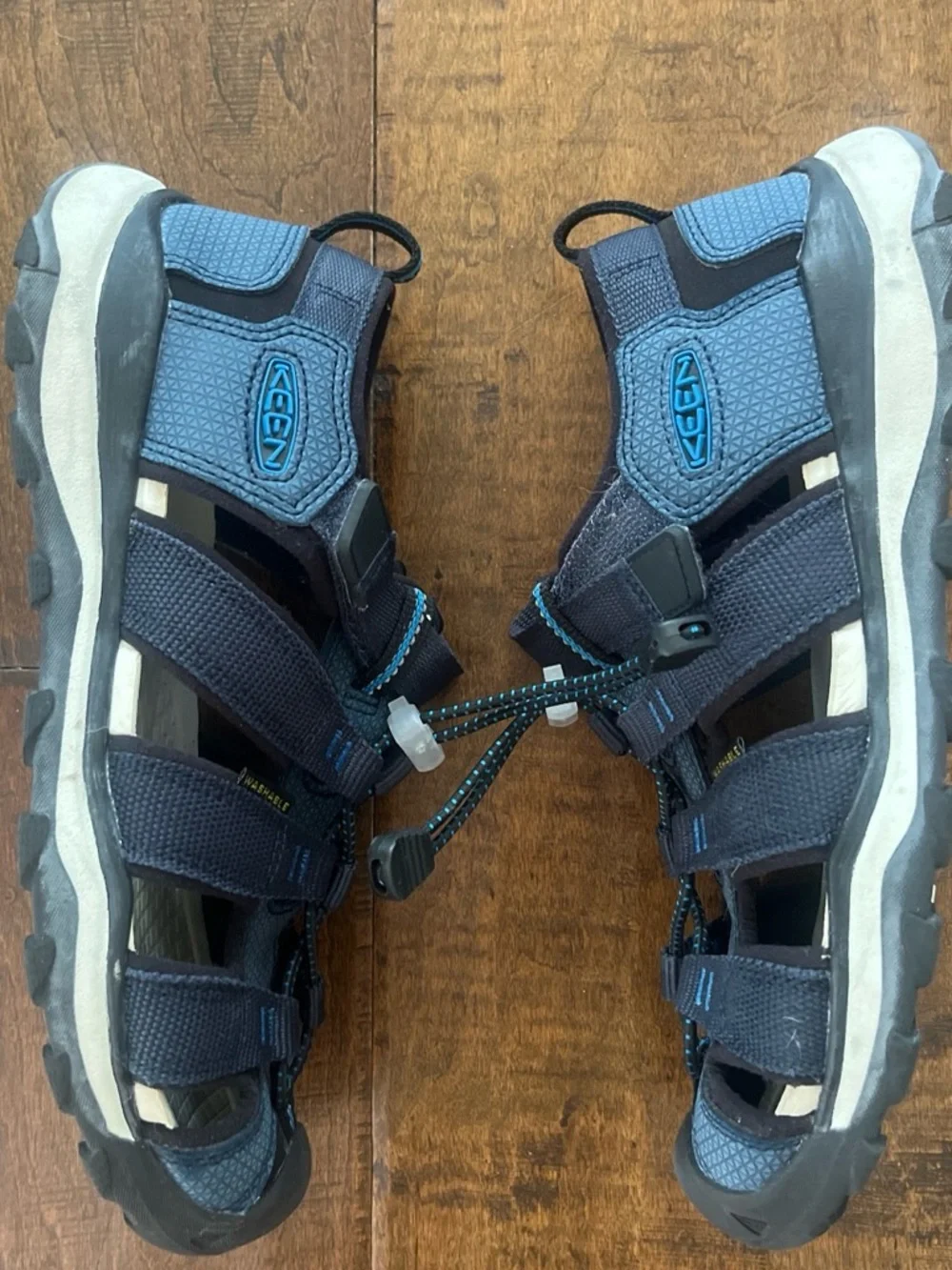 KEEN Newport Neo H2 navy blue hiking sandals Sz. 5
